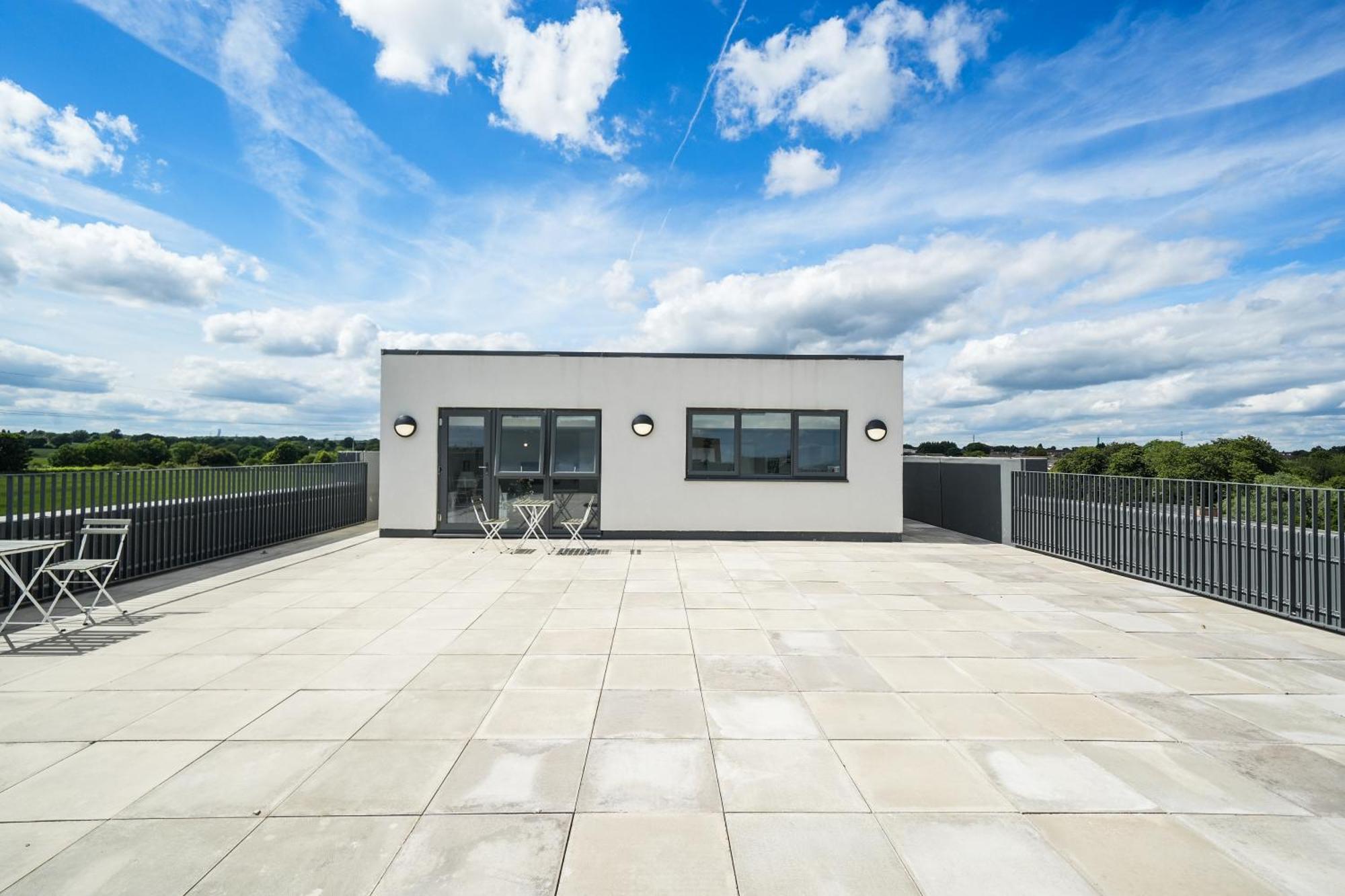 Brand New 2 And 1 Bed Luton *